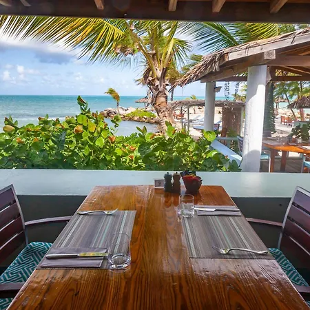 Ocean Point Beach Resort & Spa Adults Only-3